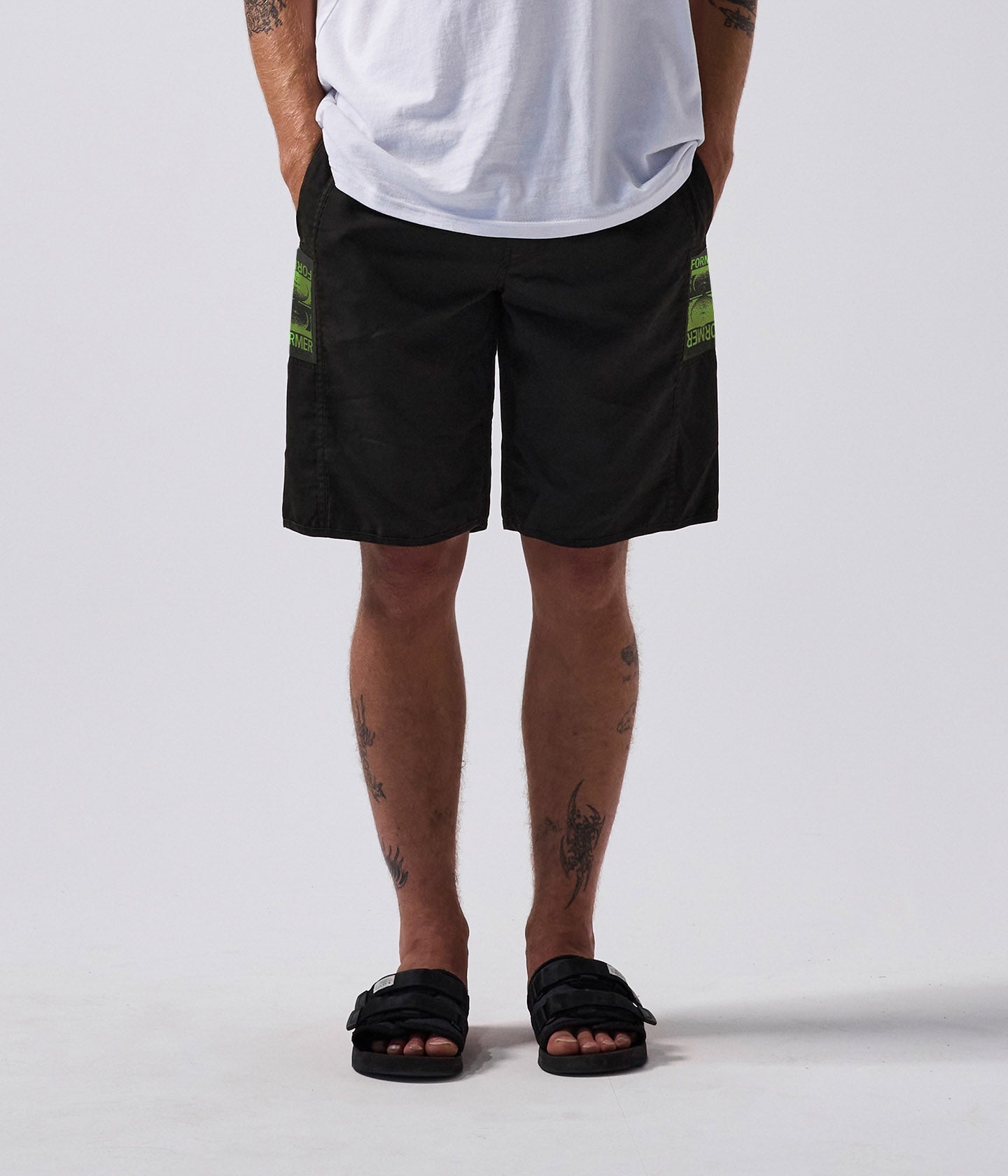 MANNERS 18' SWIM TRUNK  // BLACK/LIME