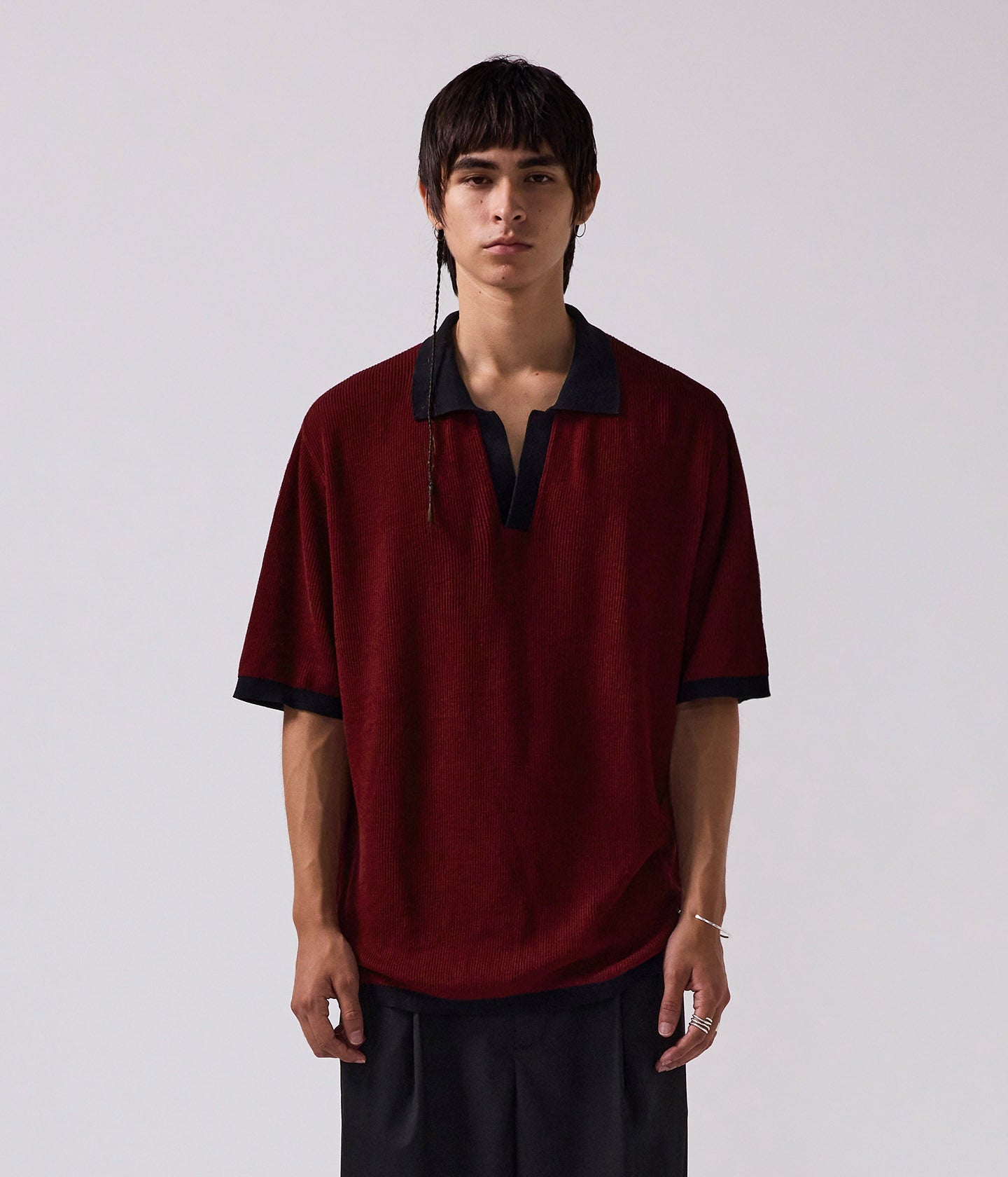 PERCEPTION OPEN COLLAR POLO BLACK RED