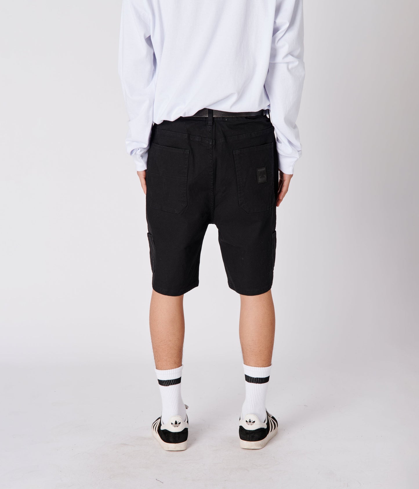 DISTEND WALKSHORT // BLACK